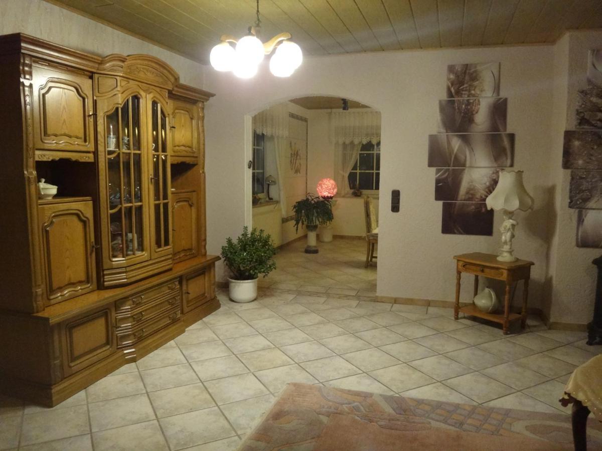 Апартаменты Haus Eifelinchen Шляйден Экстерьер фото